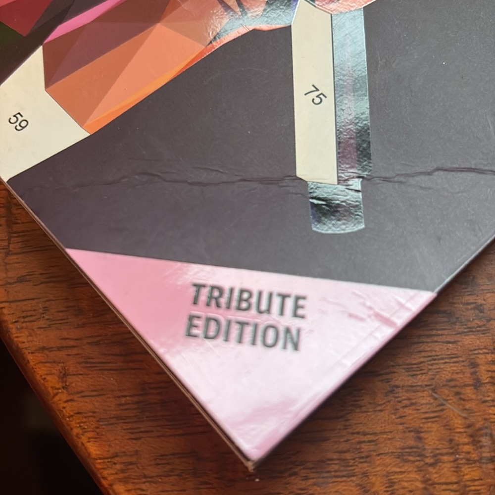 Taylor Swift Sticker and Activity Book - Picture 3 of 8